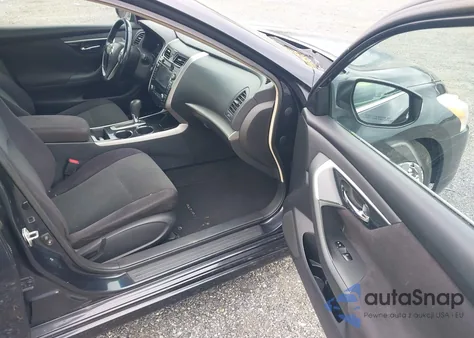 2013 Nissan Altima 2.5 Sv z USA, uszkodzony, nr VIN 1N4AL3AP3DC230330